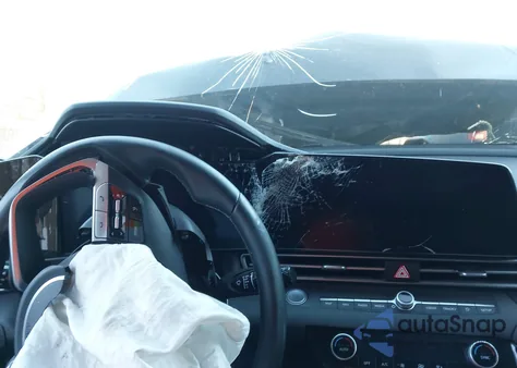 2023 Hyundai Elantra Sel z USA, uszkodzony, nr VIN KMHLS4AG5PU562971